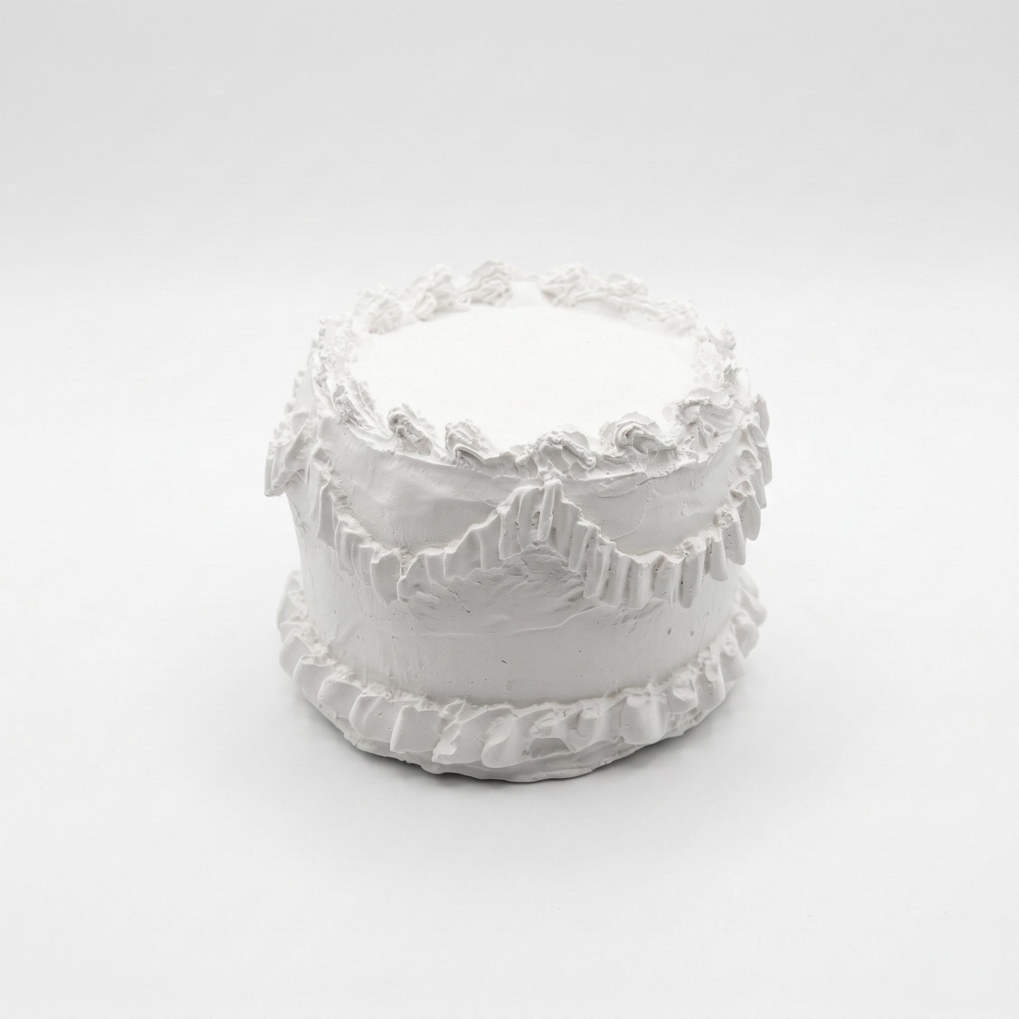 Round Ceramic Cake